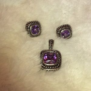 Set of earrings & Pendant for necklace